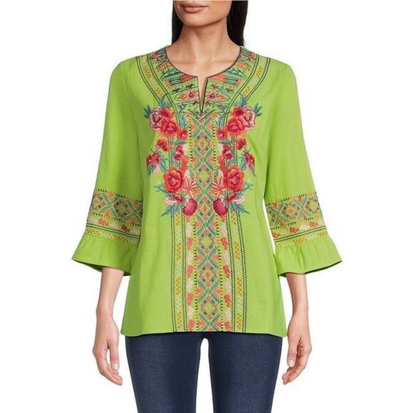 NWT Calessa Top Green Embroireded split Round neck 3/4 sleeve size 1X - Picture 1 of 6